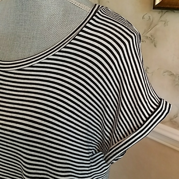 T-Shirt Dress by Windsor - Picture 3 of 5